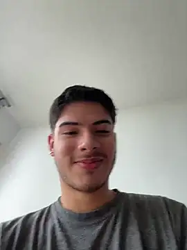 Snapshot of ApoloGray__ chatting on April 2026 06:44:02 PM ApoloGray online show from April 2026 06:44:02 PM