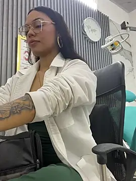 daniela-sexy online show from April 2026 01:34:02 PM