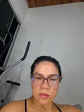 Snapshot of Aila_Phone chatting on March 2026 12:05:02 AM Aila Phone online show from March 2026 12:05:02 AM