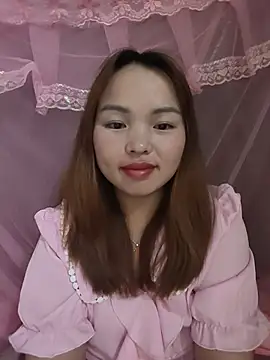 Mina xYx online show from June 2026 04:40:01 PM