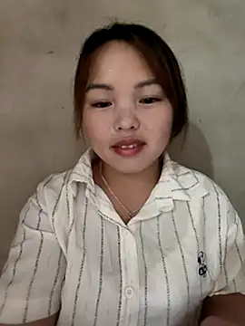 Mina xYx online show from July 2026 04:37:02 PM
