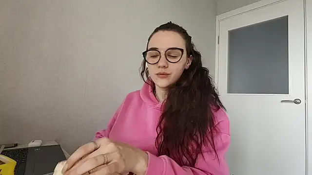 LaritaTocchio online show from May 2026 06:07:02 AM