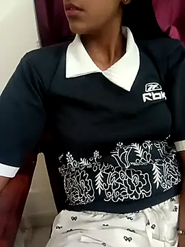 aushi rajput online show from April 2026 03:04:01 PM