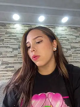 Snapshot of lunacandy_0 chatting on March 2026 08:20:02 PM lunacandy 0 online show from March 2026 08:20:02 PM