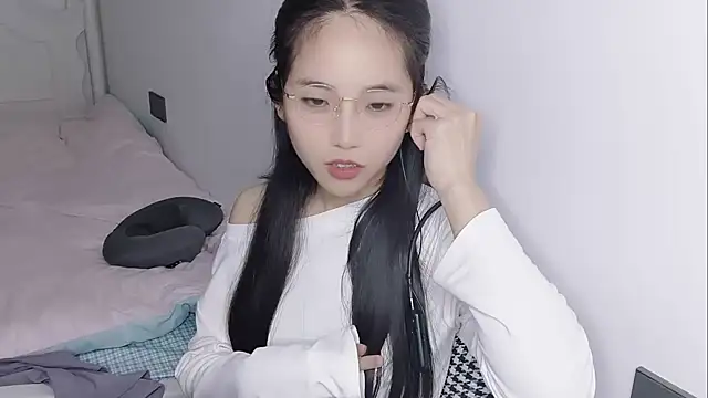 MIAOMIAO-666 online show from April 2026 10:47:02 AM