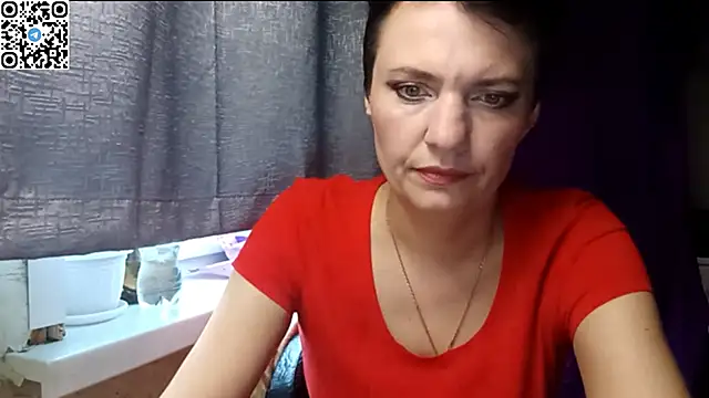Snapshot of HotMamaQueen234 chatting on May 2026 02:46:01 PM HotMamaQueen234 online show from May 2026 02:46:01 PM