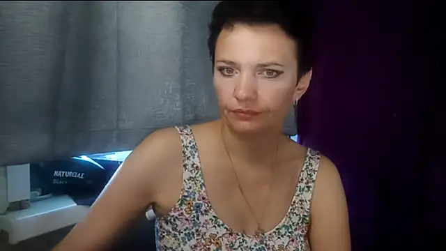 HotMamaQueen234 online show from August 2026 07:51:01 AM