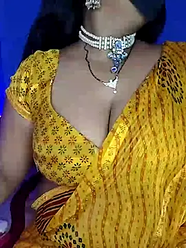 Snapshot of Miss_roohi chatting on July 2026 02:57:02 PM Miss roohi online show from July 2026 02:57:02 PM