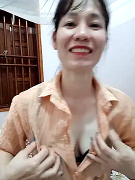 Victoria mila online show from March 2026 01:00:01 PM