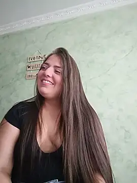 EmiilyStonee online show from June 2026 12:33:02 PM