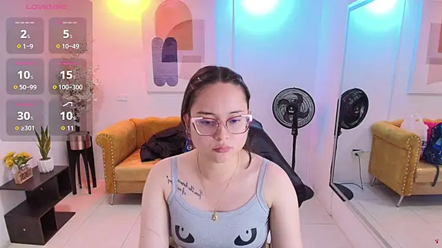 Snapshot of Shady_bug chatting on July 2026 07:33:02 PM Shady bug online show from July 2026 07:33:02 PM