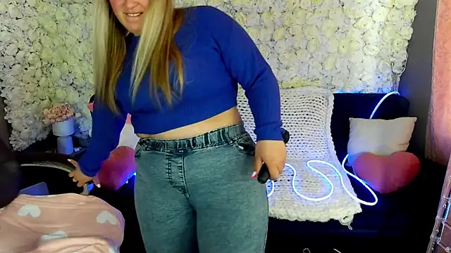 AlissyaGrayy online show from May 2026 01:37:02 PM