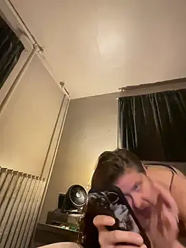 JulieetteLatte online show from July 2026 03:21:02 AM
