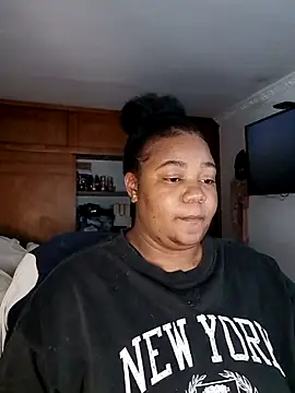 Snapshot of Daddyss_girl1 chatting on April 2026 05:19:08 AM Daddyss girl1 online show from April 2026 05:19:08 AM