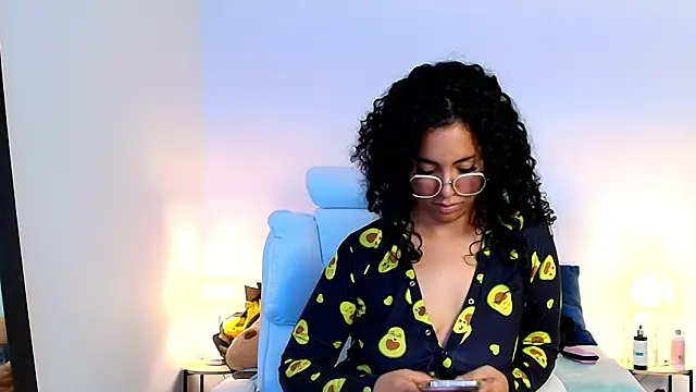 Luciianita lov199 online show from May 2026 08:25:02 PM