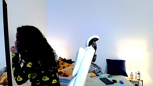 Luciianita lov199 online show from May 2026 08:28:01 PM