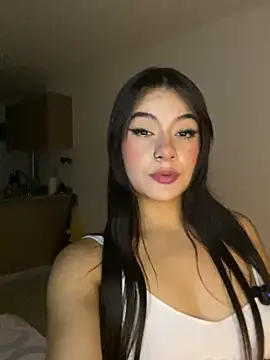 DahliaRouse online show from April 2026 11:37:02 PM