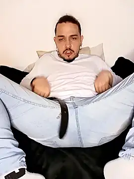 Snapshot of Bry__ chatting on March 2026 02:27:02 AM Bry online show from March 2026 02:27:02 AM