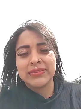 Sarah-917 online show from June 2026 06:07:01 PM