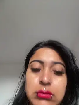 Sarah-917 online show from July 2026 11:31:02 AM