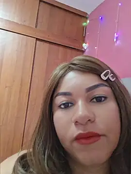 Snapshot of maia_00 chatting on March 2026 01:44:01 AM maia 00 online show from March 2026 01:44:01 AM