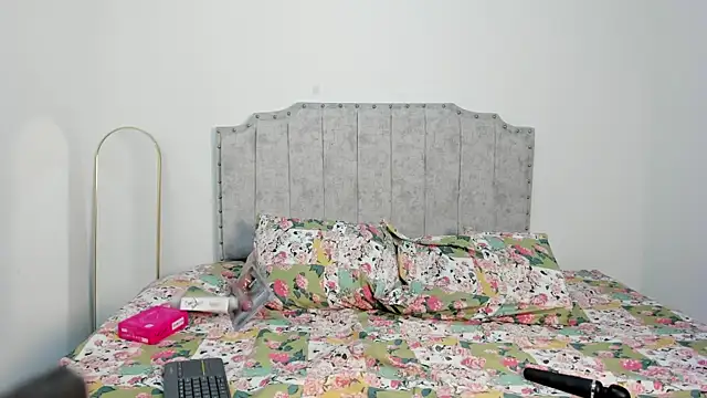 Snapshot of camila_borbon_ chatting on June 2026 12:36:02 PM camila borbon online show from June 2026 12:36:02 PM