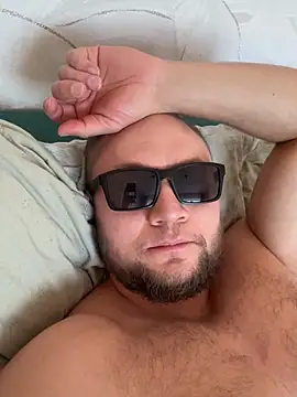 RUS208 online show from March 2026 12:19:01 PM