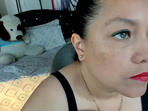 Snapshot of PenelopeSuency chatting on March 2026 02:21:02 PM PenelopeSuency online show from March 2026 02:21:02 PM