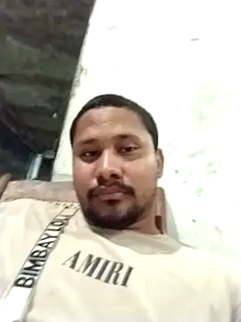 Snapshot of QueenVixenn chatting on April 2026 11:20:02 PM QueenVixenn online show from April 2026 11:20:02 PM