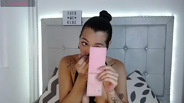 Kloe  watson online show from May 2026 07:52:01 PM