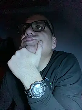 Snapshot of Guapo007sexy chatting on July 2026 10:09:02 PM Guapo007sexy online show from July 2026 10:09:02 PM