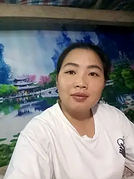 Snapshot of Huemy098 chatting on May 2026 10:37:01 PM Huemy098 online show from May 2026 10:37:01 PM