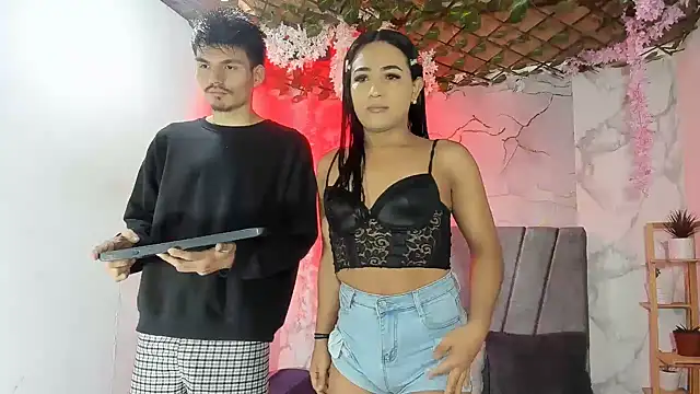 Nahomi hot 77 online show from August 2026 01:10:02 PM