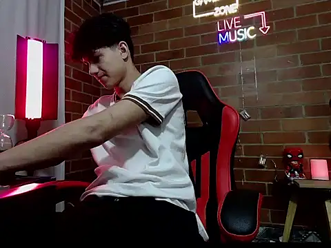 Kurtt   online show from March 2026 05:40:02 AM