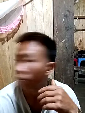 Snapshot of boy-pho- chatting on April 2026 09:15:01 AM boy-pho- online show from April 2026 09:15:01 AM
