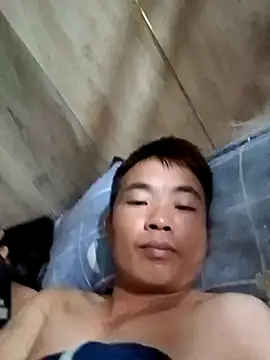 Snapshot of boy-pho- chatting on May 2026 01:45:01 AM boy-pho- online show from May 2026 01:45:01 AM