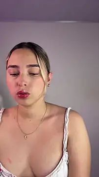 irispink  online show from March 2026 09:29:01 PM