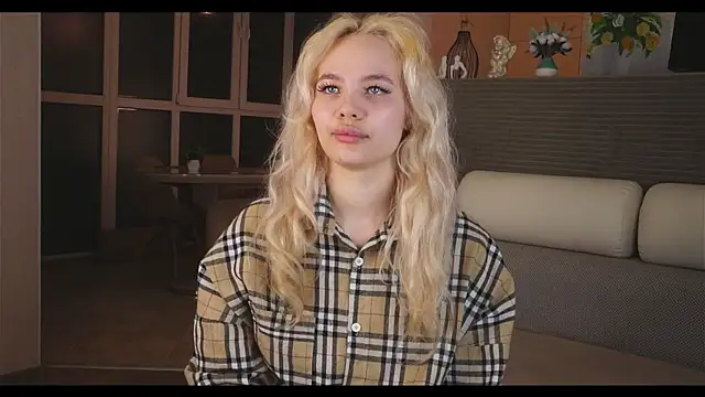  miablonde online show from March 2026 05:40:01 PM