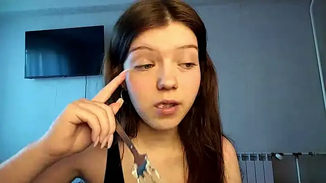 Helgawithyou online show from April 2026 04:09:01 PM