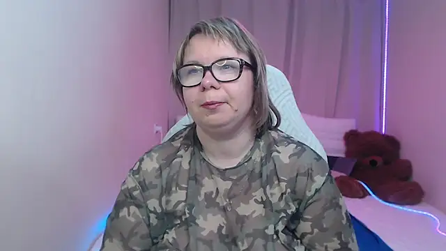 Snapshot of BonnnyBoobsy chatting on May 2026 12:21:01 PM BonnnyBoobsy online show from May 2026 12:21:01 PM