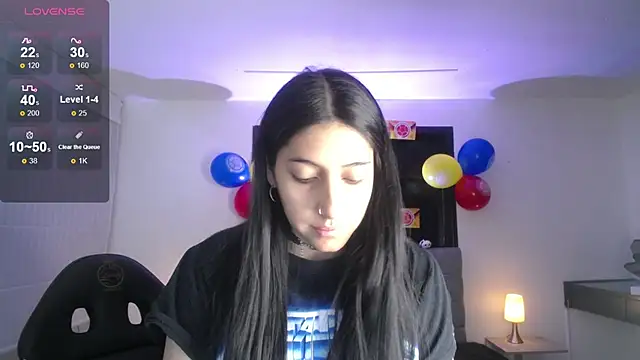Melannyy V online show from June 2026 01:04:01 PM