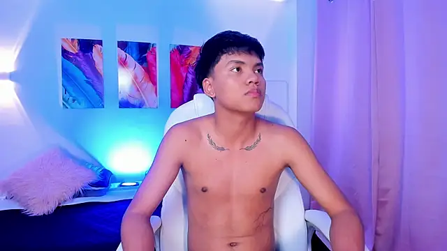 Snapshot of thiagosterling chatting on May 2026 11:35:01 PM thiagosterling online show from May 2026 11:35:01 PM