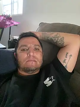 HOTB0Y18 online show from May 2026 02:58:01 PM