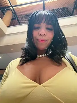 MonserratJons01 online show from June 2026 03:49:01 PM
