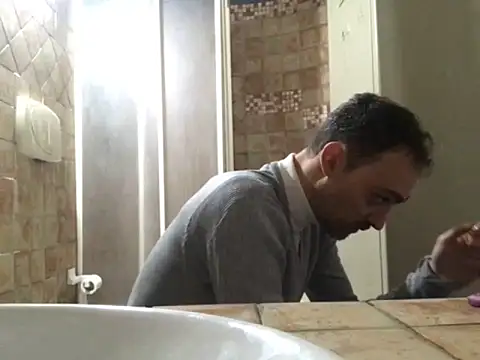 Snapshot of saber910 chatting on April 2026 08:28:02 PM saber910 online show from April 2026 08:28:02 PM