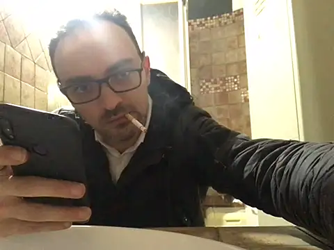 Snapshot of saber910 chatting on April 2026 05:54:01 PM saber910 online show from April 2026 05:54:01 PM