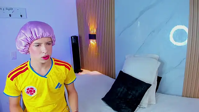 Im XanderSmith online show from June 2026 05:36:02 PM