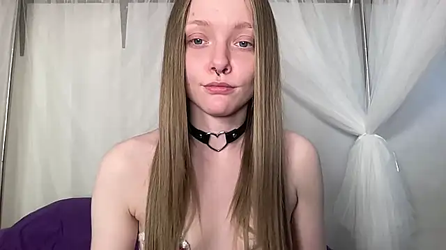 ElfGirlAna online show from May 2026 04:25:02 PM