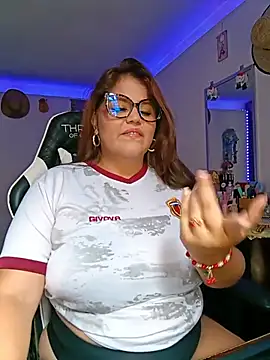 Snapshot of Bonny_rousse01 chatting on June 2026 12:57:02 PM Bonny rousse01 online show from June 2026 12:57:02 PM
