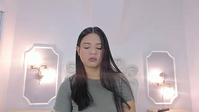 zoejenner  online show from July 2026 02:59:01 PM